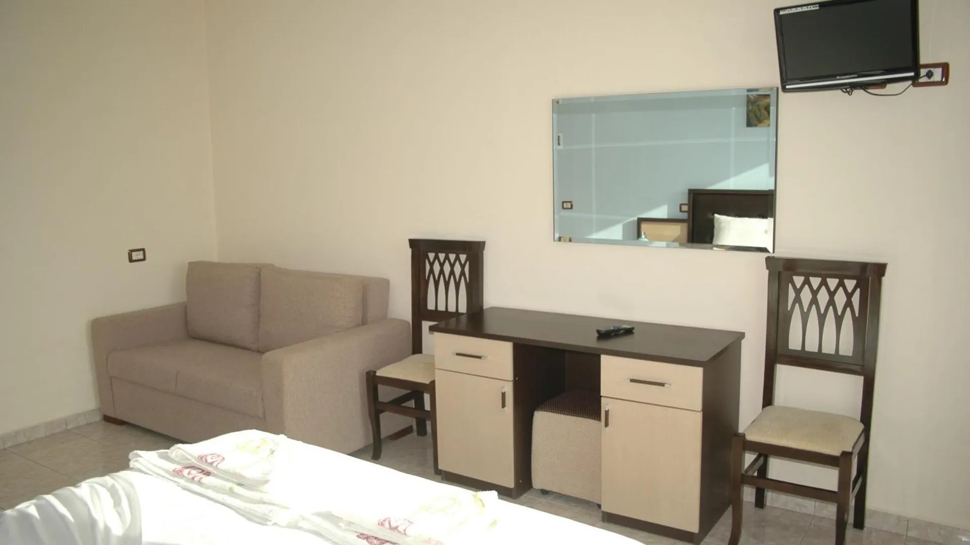 Hotel Aleksandrus Jardin Durrës